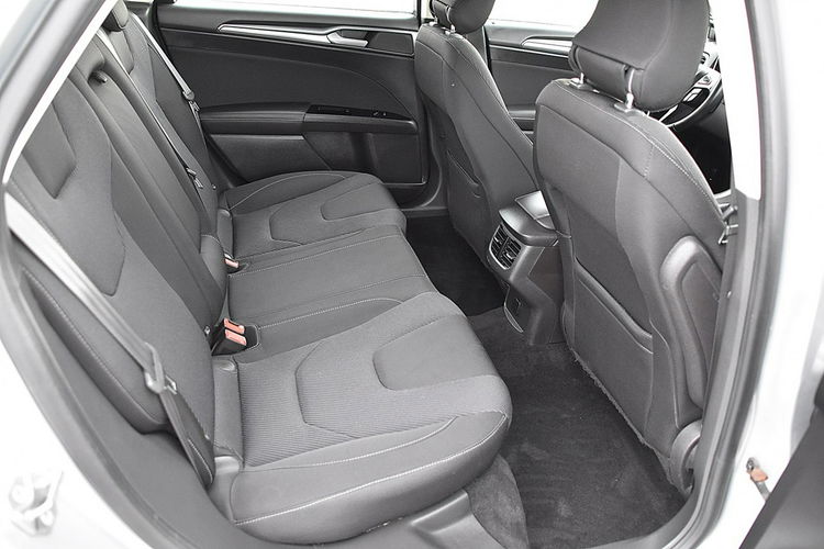 Ford Mondeo 2.0D 150km Titanium Ful-Led Navi Gwarancja zdjęcie 11