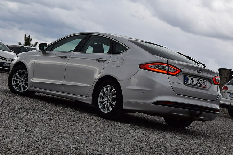 Ford Mondeo 2.0D 150km Titanium Ful-Led Navi Gwarancja zdjęcie 4