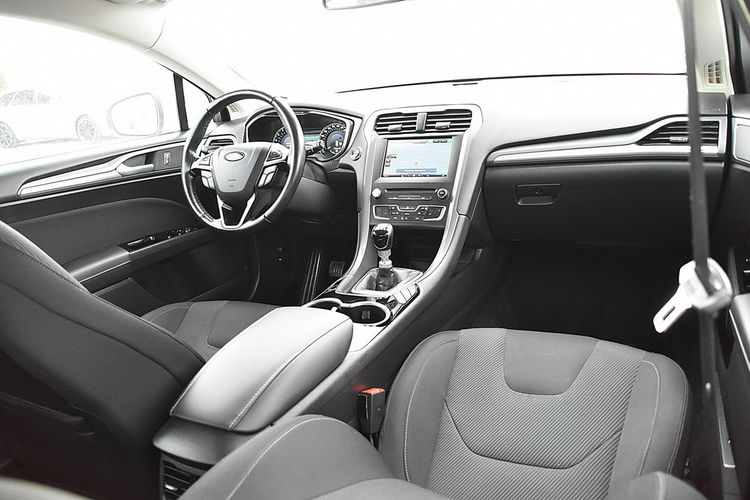 Ford Mondeo 2.0D 150km Titanium Ful-Led Navi Gwarancja zdjęcie 6