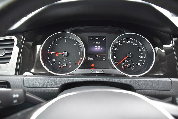 Volkswagen Golf 1.6TDI 110KM Kamera Pół-Skóra Navi Gwarancja zdjęcie 15