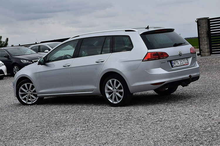 Volkswagen Golf 1.6TDI 110KM Kamera Pół-Skóra Navi Gwarancja zdjęcie 20