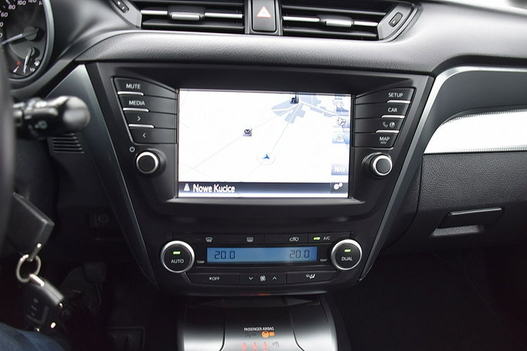 Toyota Avensis D4D Led Navi Kamera Gwarancja zdjęcie 15