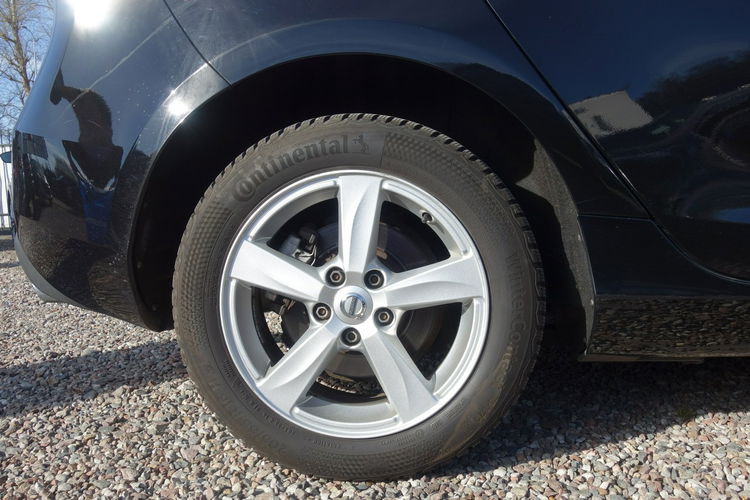 Volvo V40 zdjęcie 11
