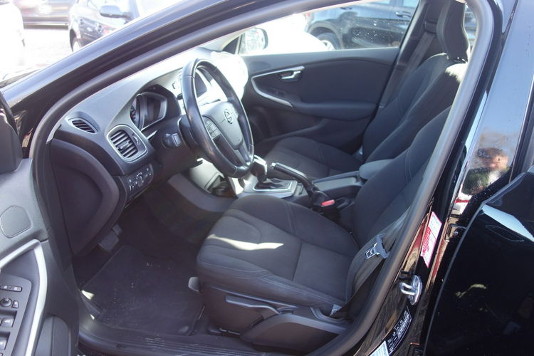Volvo V40 zdjęcie 9