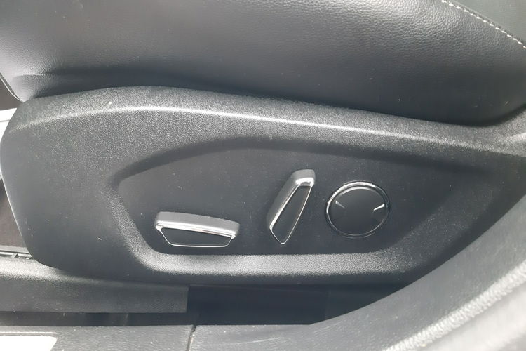 Ford Fusion Automat. 4x4. Benzyna. 239 Koni. Zadbany. Bogate Wyposażenie. zdjęcie 20
