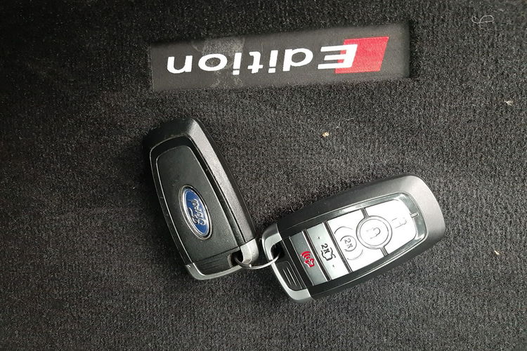 Ford Fusion Automat. 4x4. Benzyna. 239 Koni. Zadbany. Bogate Wyposażenie. zdjęcie 27