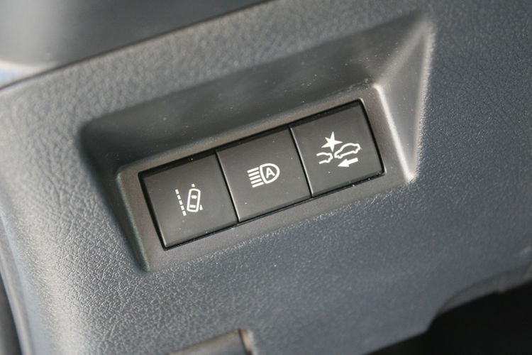 Toyota Yaris Hybrid Premium F-vat Salon Polska Gwarancja zdjęcie 17