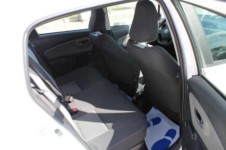 Toyota Yaris Hybrid Premium F-vat Salon Polska Gwarancja zdjęcie 28
