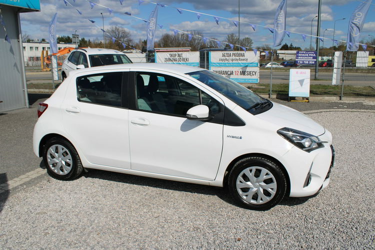 Toyota Yaris Hybrid Premium F-vat Salon Polska Gwarancja zdjęcie 4