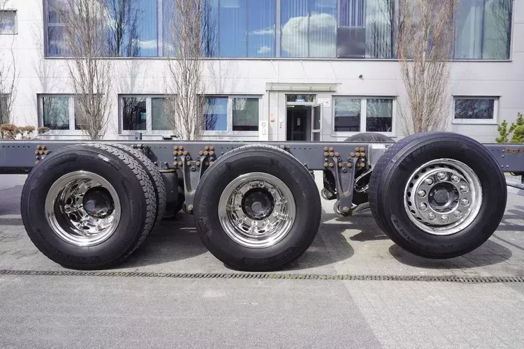 Scania R540 8×4 / oś podnoszona / kab.sypialna / rama 9.65m zdjęcie 12