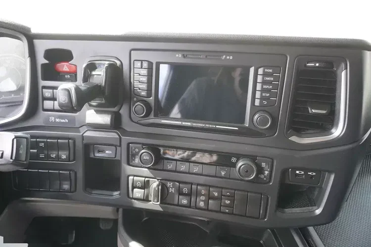 Scania R540 8×4 / oś podnoszona / kab.sypialna / rama 9.65m zdjęcie 20