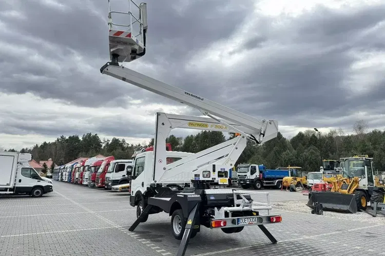 Nissan Cabstar zdjęcie 34