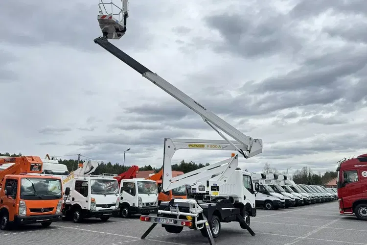 Nissan Cabstar zdjęcie 35