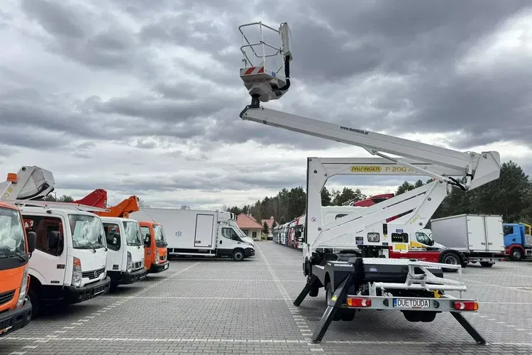 Nissan Cabstar zdjęcie 36