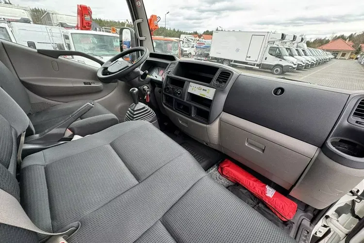 Nissan Cabstar zdjęcie 44