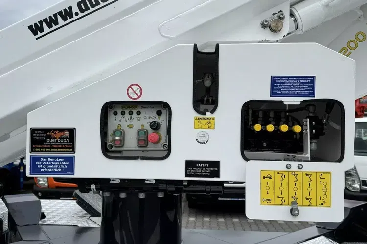 Nissan Cabstar zdjęcie 19
