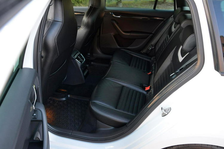 Skoda Octavia 2.0TDI(184KM) VRS Radar ACC Duża Navi Bi-Xenon Ledy Skóry 2xParkt Aso zdjęcie 18