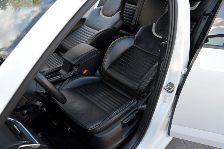 Skoda Octavia 2.0TDI(184KM) VRS Radar ACC Duża Navi Bi-Xenon Ledy Skóry 2xParkt Aso zdjęcie 21