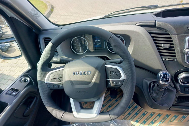 IVECO Daily 50C18HZ zdjęcie 14
