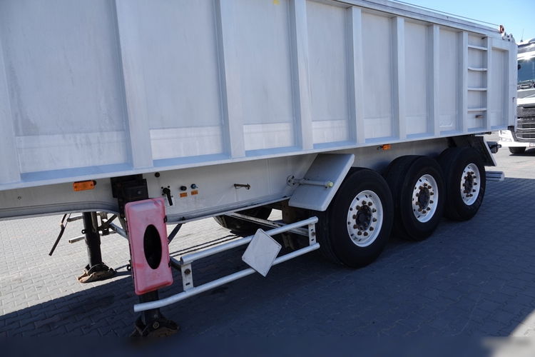 BENALU WYWROTKA / 25 m3 / ALUMINIOWA / OŚ PODNOSZONA / WAGA: 5 300 KG / SPROWADZONA zdjęcie 10