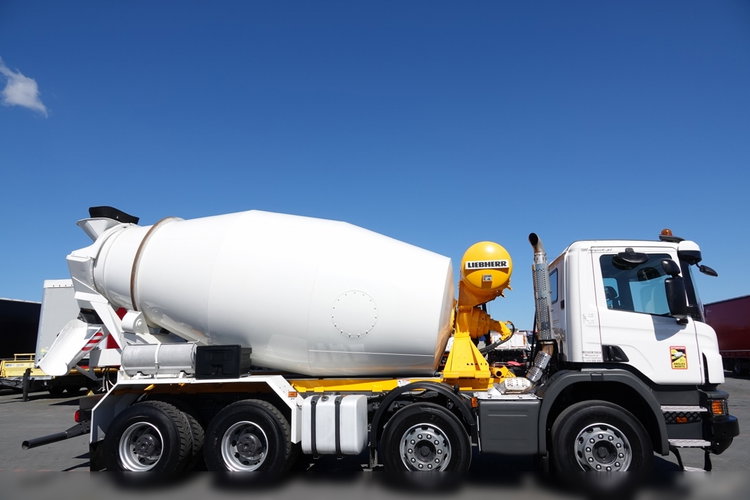 Scania P 410/ 8x4 / BETONOMIESZARKA / GRUSZKA / LIEBHERR / 9m3 zdjęcie 18