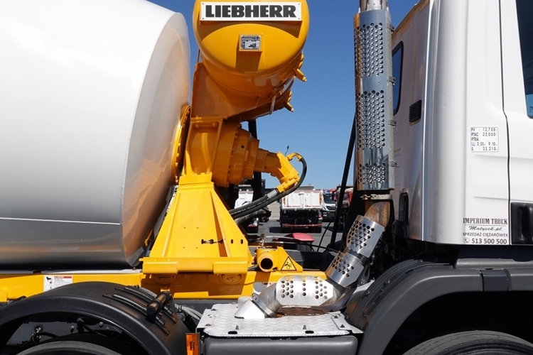 Scania P 410/ 8x4 / BETONOMIESZARKA / GRUSZKA / LIEBHERR / 9m3 zdjęcie 23
