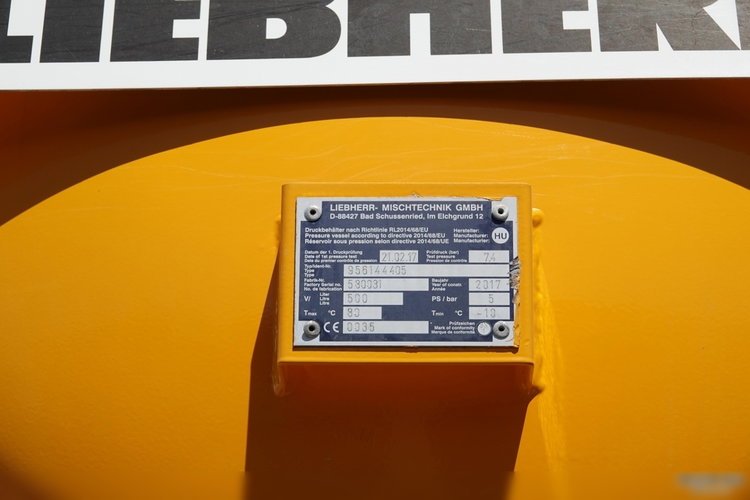 Scania P 410/ 8x4 / BETONOMIESZARKA / GRUSZKA / LIEBHERR / 9m3 zdjęcie 24