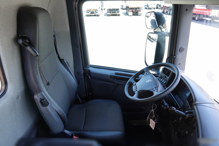 Scania P 410/ 8x4 / BETONOMIESZARKA / GRUSZKA / LIEBHERR / 9m3 zdjęcie 35