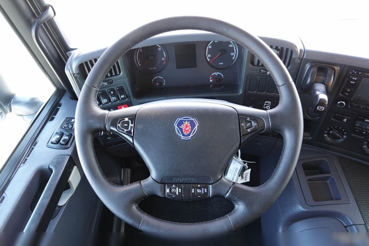 Scania P 410/ 8x4 / BETONOMIESZARKA / GRUSZKA / LIEBHERR / 9m3 zdjęcie 36