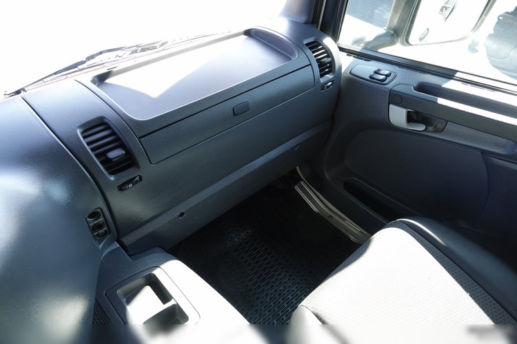 Scania P 410/ 8x4 / BETONOMIESZARKA / GRUSZKA / LIEBHERR / 9m3 zdjęcie 40