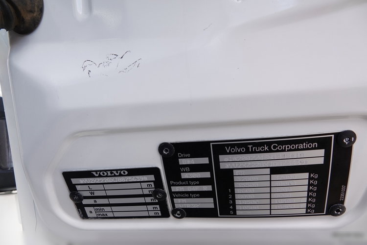 Volvo FMX 410 / 8x4 / GRUSZKA 9m3 / BETONOMIESZARKA / SCHWING STETTER / HARDOX / ALUFELGI / EURO 6 zdjęcie 43