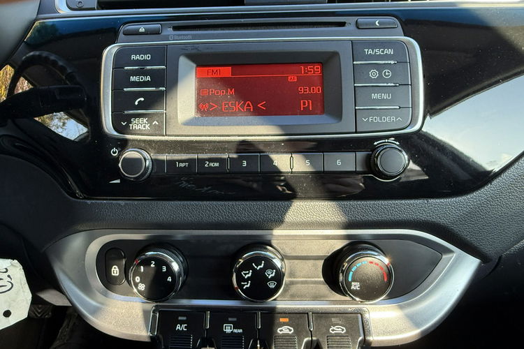 Kia Rio Zadbana - przepiękny perłowy kolor zdjęcie 8