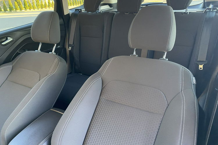 Ford Kuga +Ledy+Climatronic+Podg.Fotele+Podg. przednia szyba+Podg. kierownica zdjęcie 17