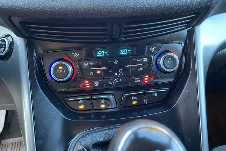 Ford Kuga +Ledy+Climatronic+Podg.Fotele+Podg. przednia szyba+Podg. kierownica zdjęcie 26