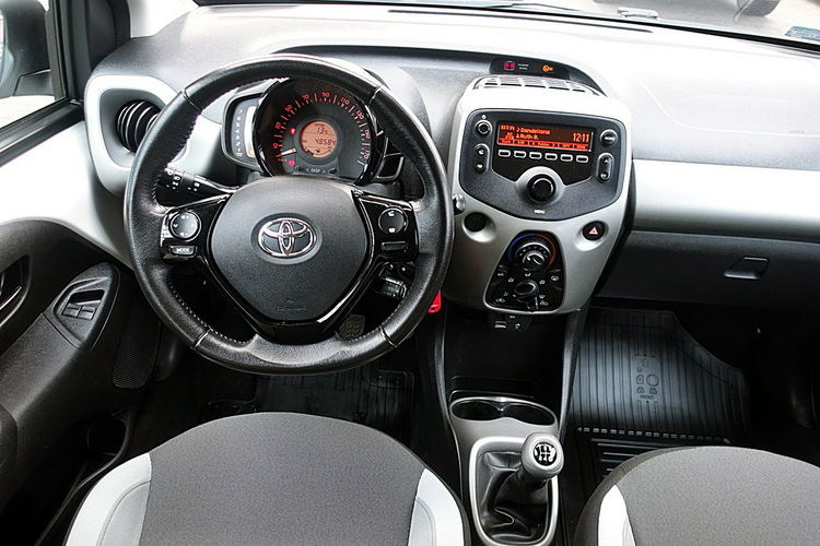 Toyota Aygo TYLKO 48 TYŚ KM 5-Drzwi LED+Tempomat GWARANCJA 1WŁ Kraj Bezwypadkowy 4x2 zdjęcie 12