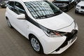 samochód osobowy Toyota zdjęcie 46