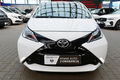samochód osobowy Toyota zdjęcie 50