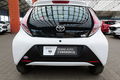 samochód osobowy Toyota zdjęcie 51
