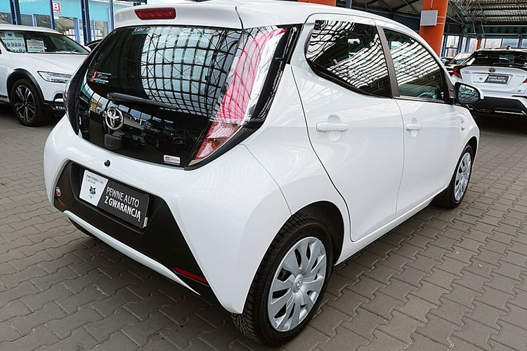 Toyota Aygo TYLKO 48 TYŚ KM 5-Drzwi LED+Tempomat GWARANCJA 1WŁ Kraj Bezwypadkowy 4x2 zdjęcie 57