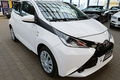 samochód osobowy Toyota zdjęcie 63