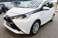 samochód osobowy Toyota zdjęcie 64