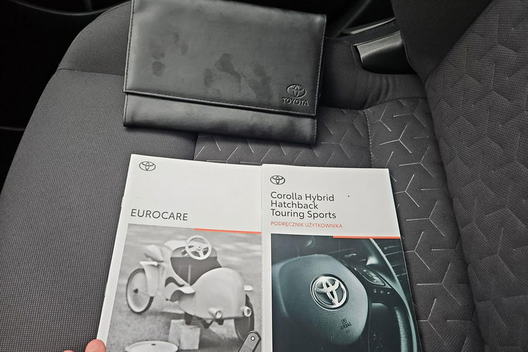 Toyota Corolla 1.8 HYBRID 122KM COMFORT TECH, salon Polska, gwarancja, FV23% zdjęcie 26