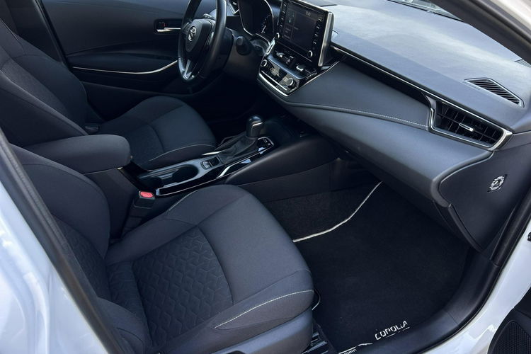 Toyota Corolla 1.8 HYBRID 122KM COMFORT TECH, salon Polska, gwarancja, FV23% zdjęcie 27