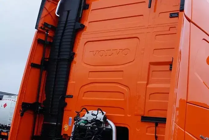 Volvo FH / 460 / I – SAVE / EURO 6 / ACC / I -COOL / NOWY MODEL zdjęcie 37