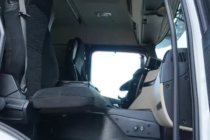 Mercedes ACTROS / 2543 / 6 X 2 / SKRZYNIOWY + HDS / FASSI F-295 / WYSIĘG 17 M / OŚ SKRĘTNA zdjęcie 10