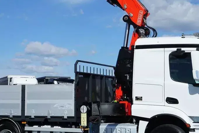 Mercedes ACTROS / 2543 / 6 X 2 / SKRZYNIOWY + HDS / FASSI F-295 / WYSIĘG 17 M / OŚ SKRĘTNA zdjęcie 24