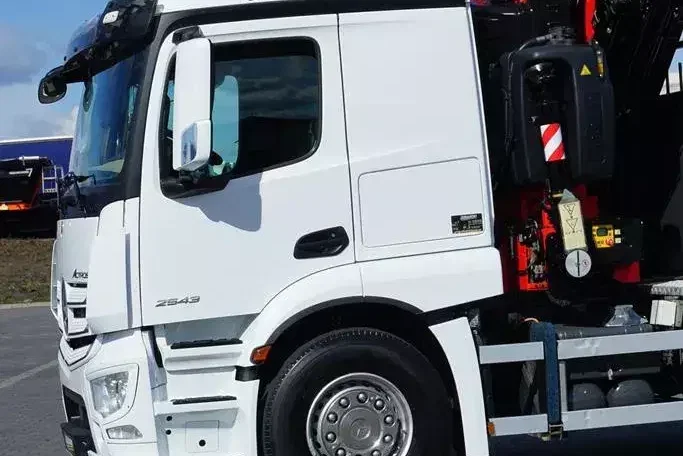 Mercedes ACTROS / 2543 / 6 X 2 / SKRZYNIOWY + HDS / FASSI F-295 / WYSIĘG 17 M / OŚ SKRĘTNA zdjęcie 38