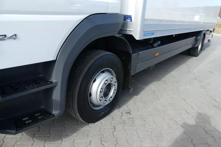 Mercedes ATEGO 1524 / KONTENER 7.60 + WINDA / EURO 6 / NISKI PRZEBIEG zdjęcie 13