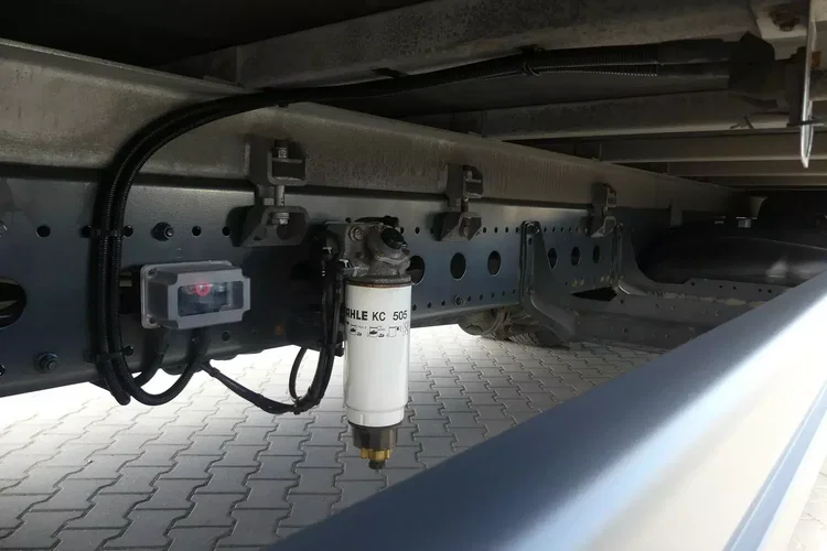 Mercedes ATEGO 1524 / KONTENER 7.60 + WINDA / EURO 6 / NISKI PRZEBIEG zdjęcie 14