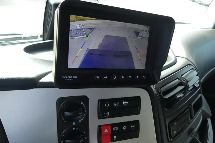 Mercedes ATEGO 1524 / KONTENER 7.60 + WINDA / EURO 6 / NISKI PRZEBIEG zdjęcie 28